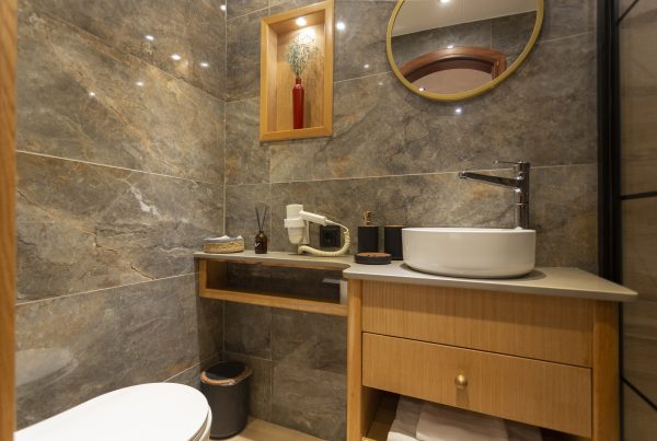 38 Diva Deniz WC & Shower 4