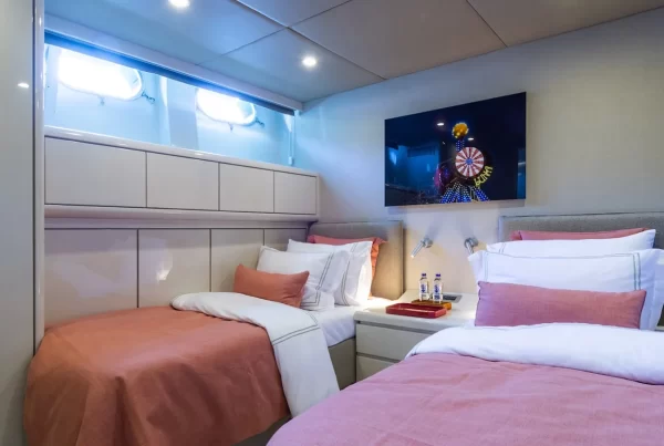 Axella Motor Yacht10