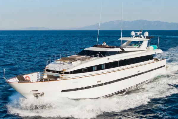 Axella Motor Yacht13
