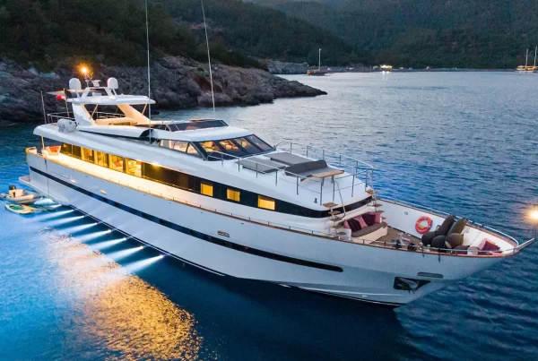 Axella Motor Yacht17