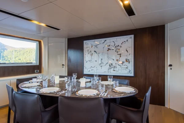 Axella Motor Yacht33