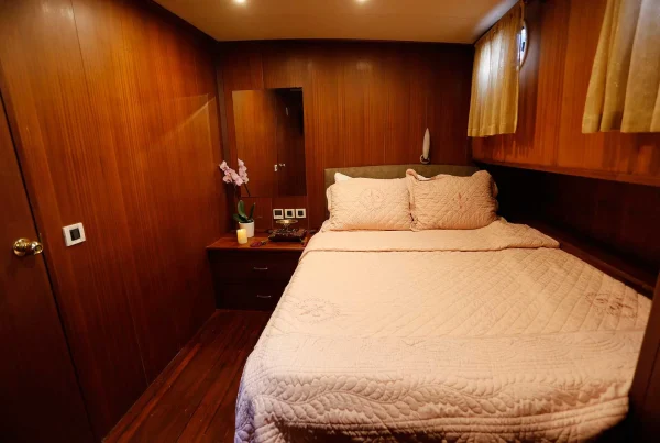 İlknur Sultan Gulet 0116