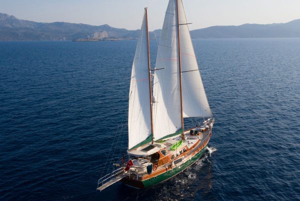 04_Sailing