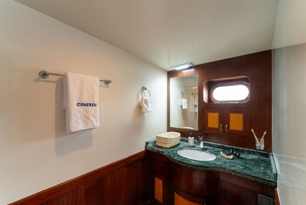 16-CANEREN-VIP-Double-1-Bathroom