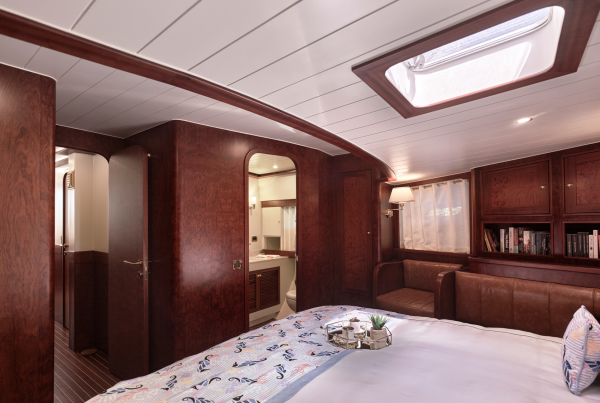 Kaftan-Master-Cabin-2
