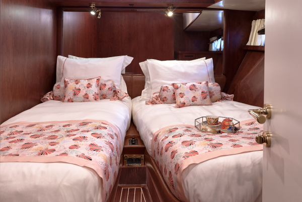Kaftan-Twin-Cabin
